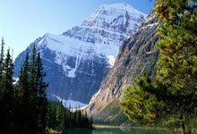 为什么那不勒斯主帅会下课？成绩、战术与更衣室的多重博弈